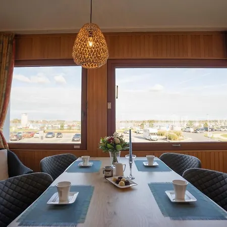 Inselblume 11 - Ferienunterkunft Am Yachthafen Auf Fehmarn *